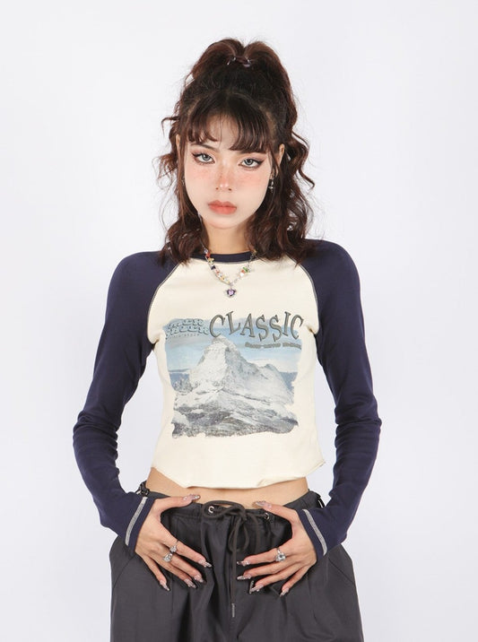 Mountain Classic Raglan Long Sleeve Top